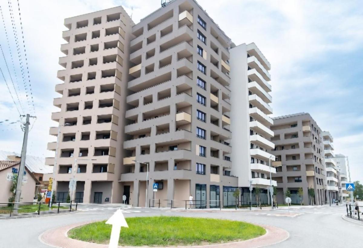 Apartman Iman With Privat Garage Parking Free Apartment Caşonia Exterior foto